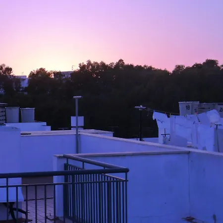 Conil - Con Bano Privado En El Centro De Conil Konukevi 3*