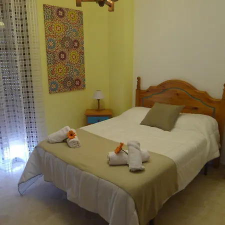 Conil - Con Bano Privado En El Centro De Conil