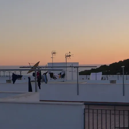 Conil - Con Bano Privado En El Centro De Conil 3*